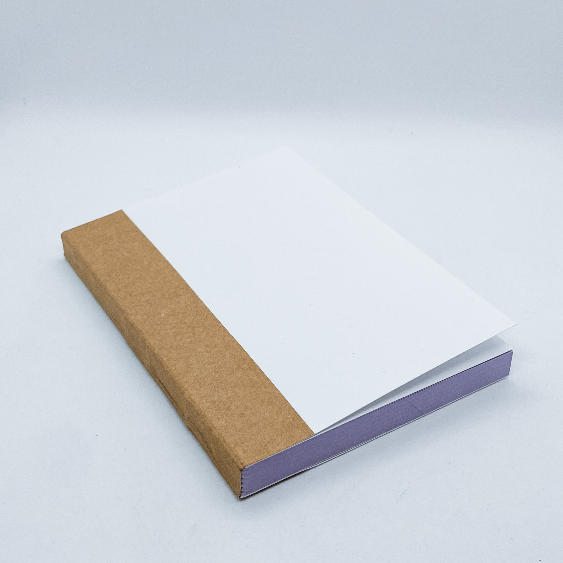 Заготівля для блокнота, колір лаванда, 80г / м2, А5, 96 аркушів, 192 сторінки, Magenta Line
